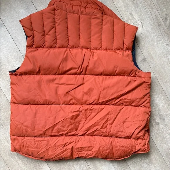 William Barry Rust Orange Quilted Puffer Vest with Navy Lining - Picture 7 of 8
